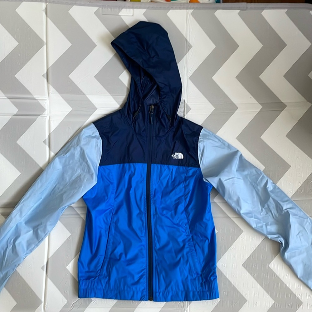 North face wind breaker